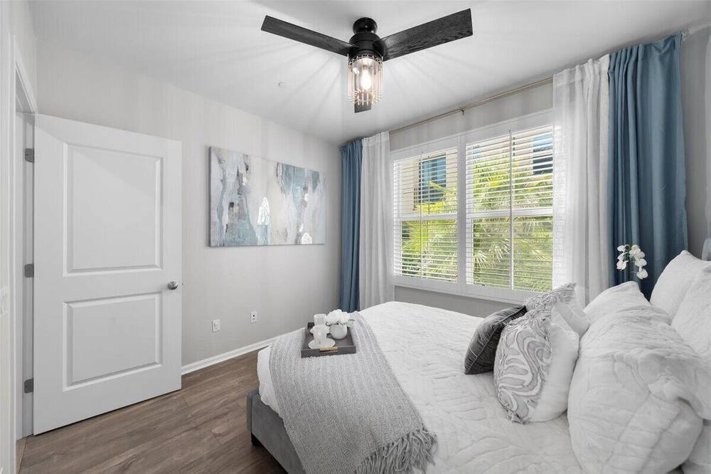 Photo of Bedroom in Portola Springs