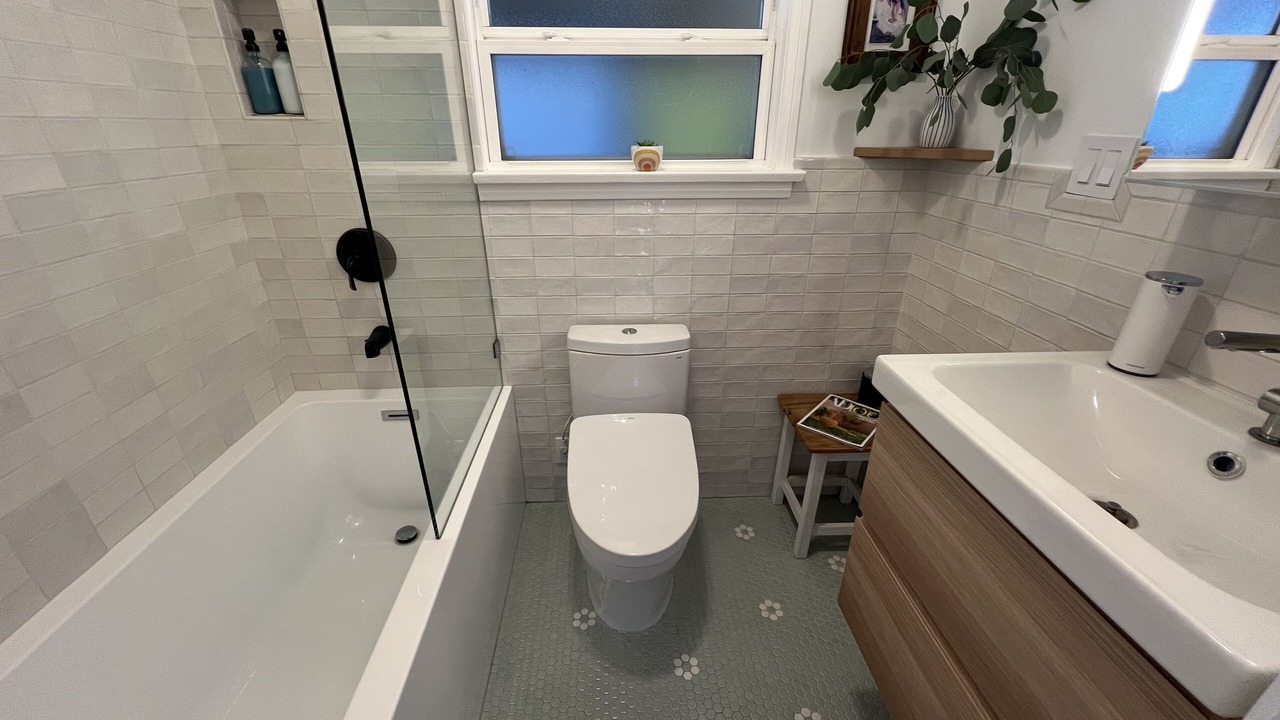 Photo of Bathroom in Glendale
