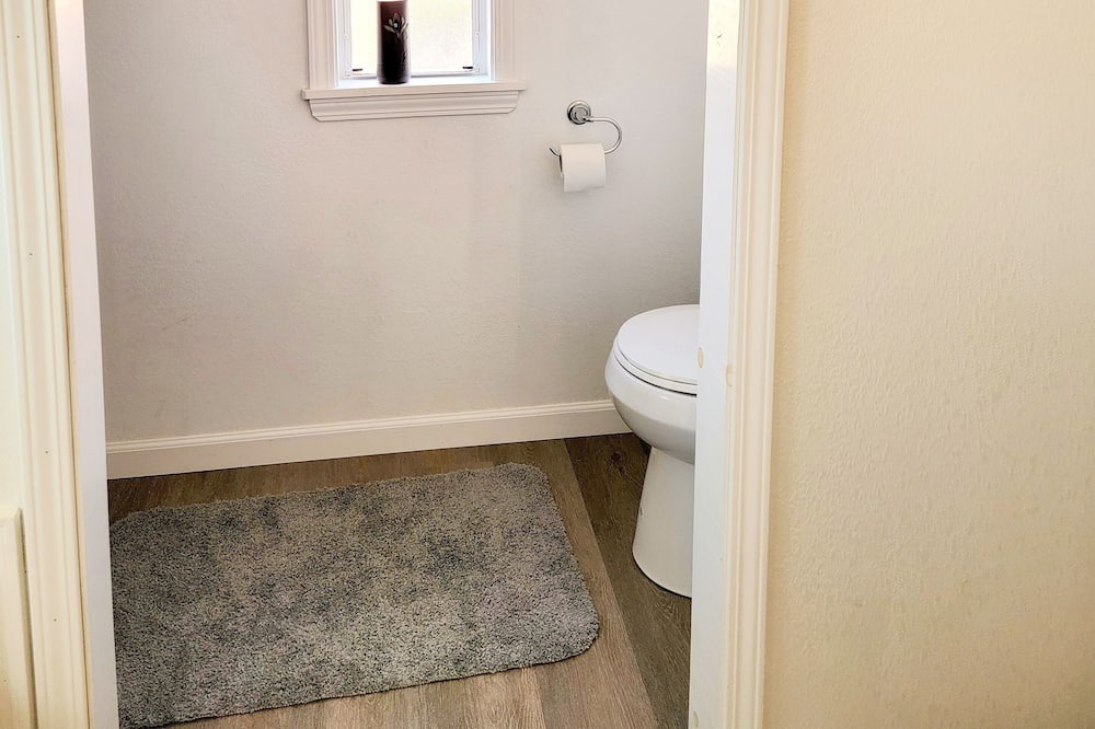 Photo of Bathroom in Hemet
