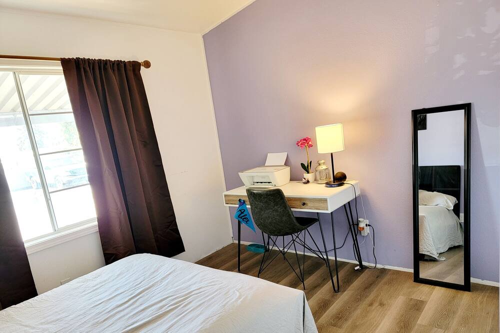Photo of Bedroom in Hemet