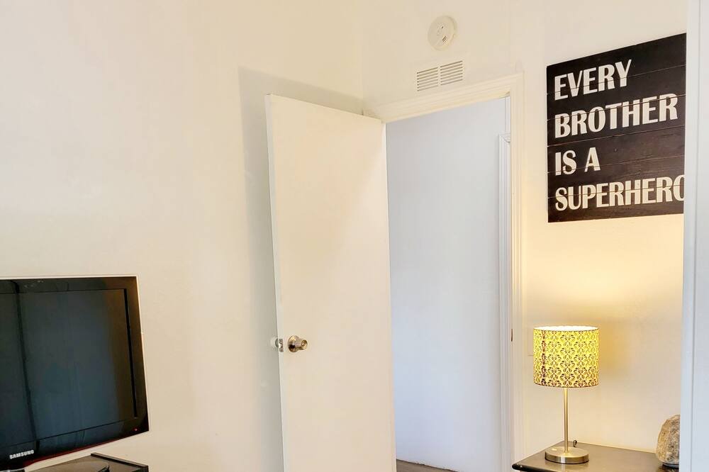 Photo of Bedroom in Hemet