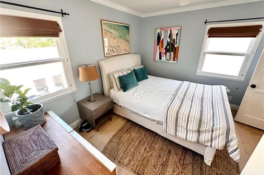 Photo of Bedroom in Tree Section