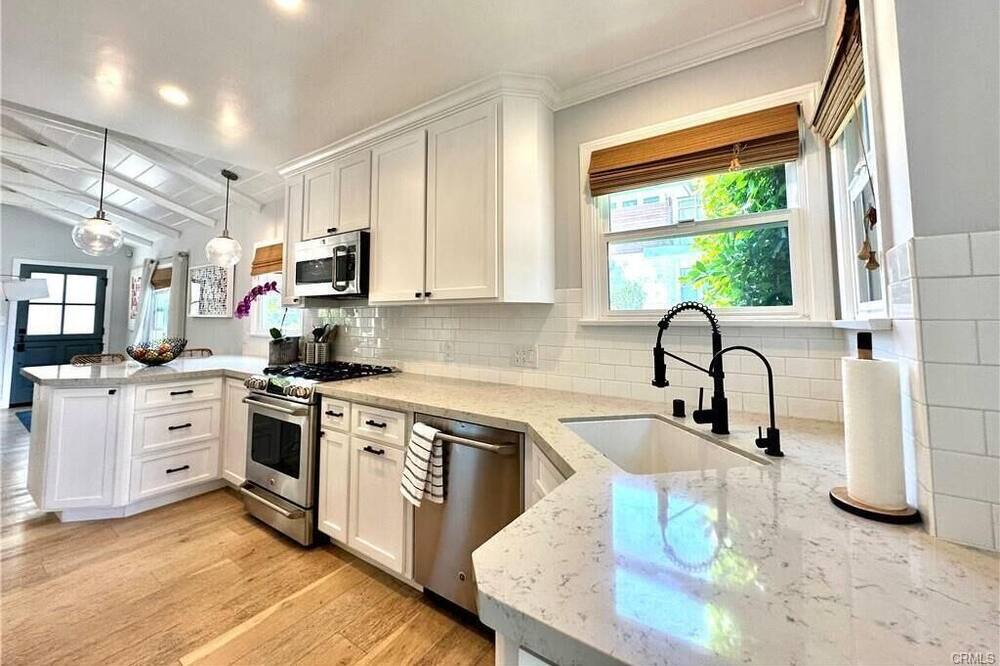 Photo of Kitchen in Tree Section