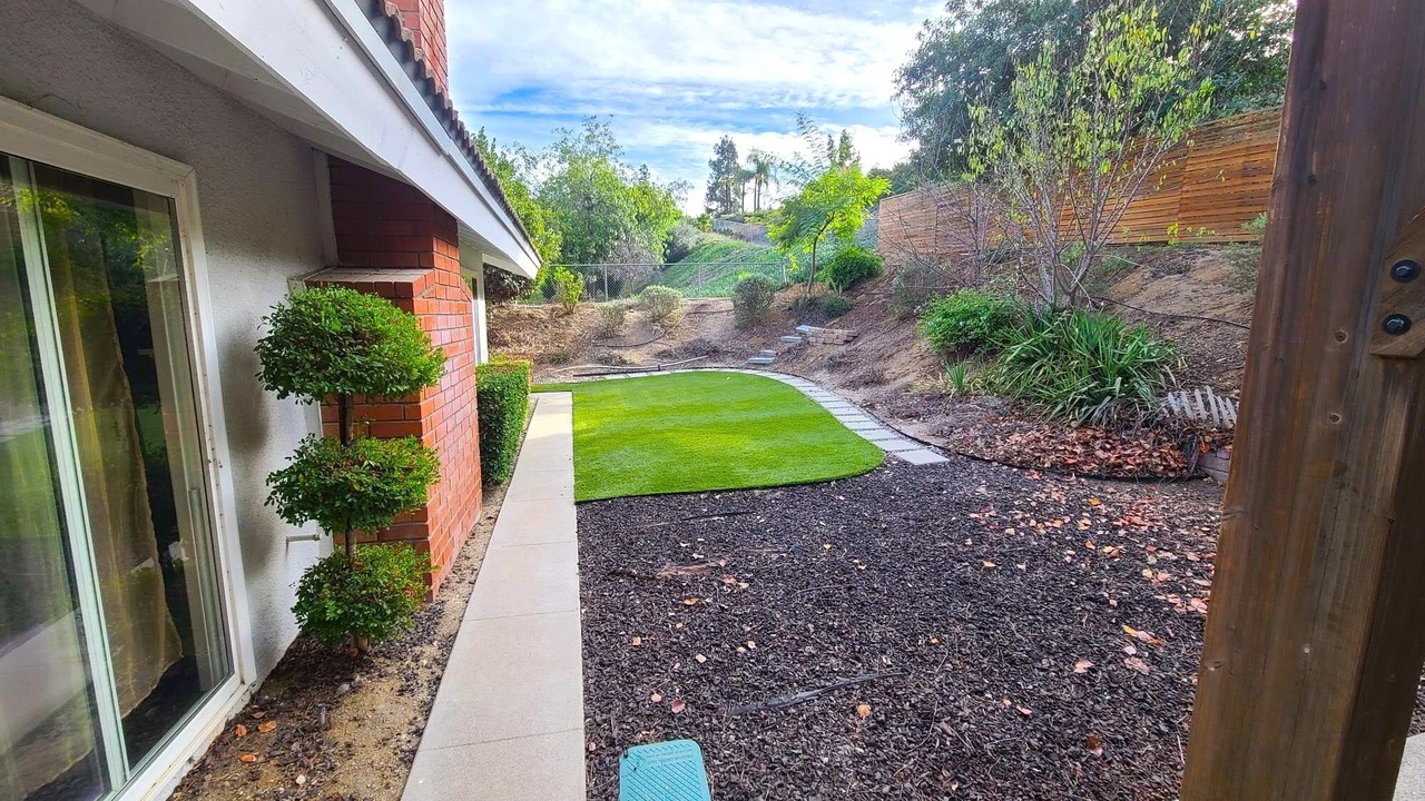 Photo of Outdoor in Estates at Canyon Crest