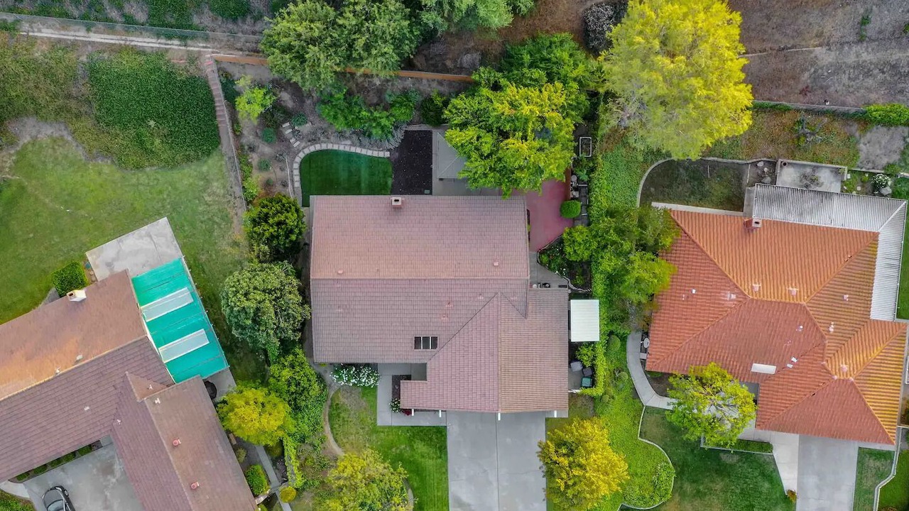 Photo of Outdoor in Estates at Canyon Crest