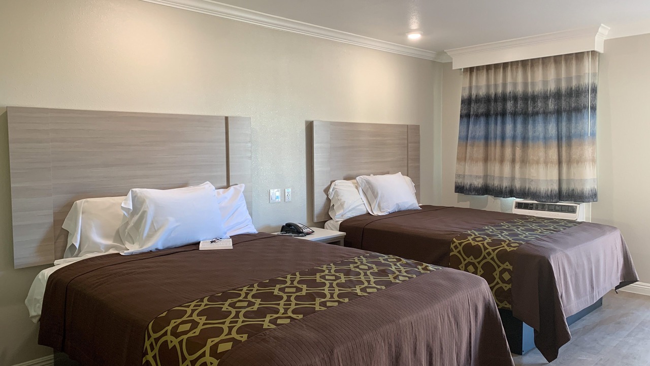 Photo of Bedroom in Victorville