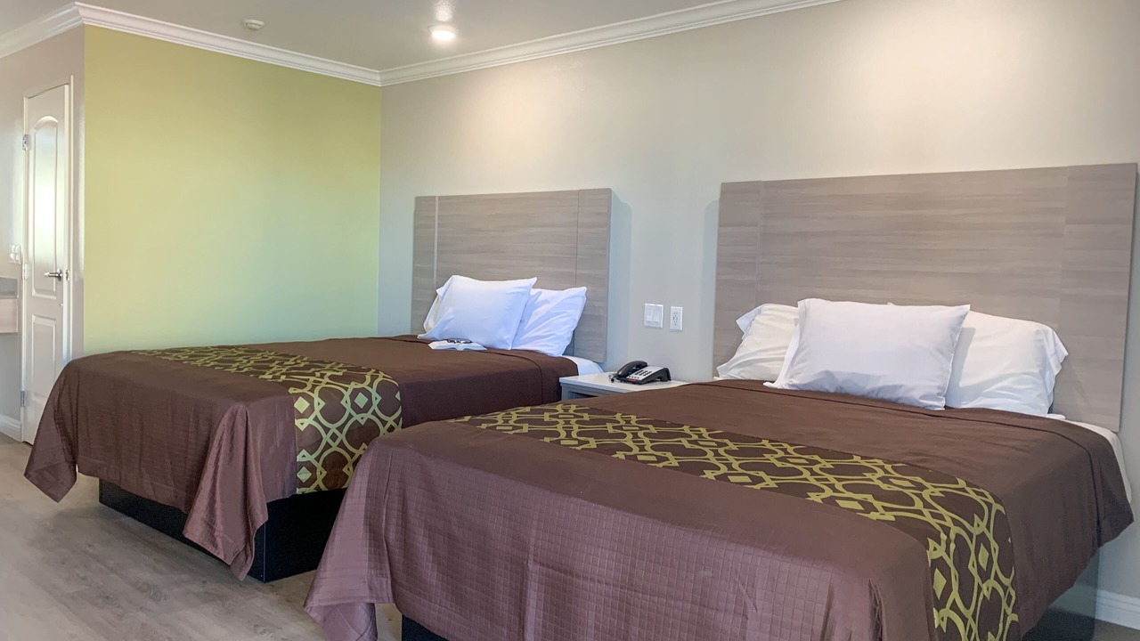 Photo of Bedroom in Victorville