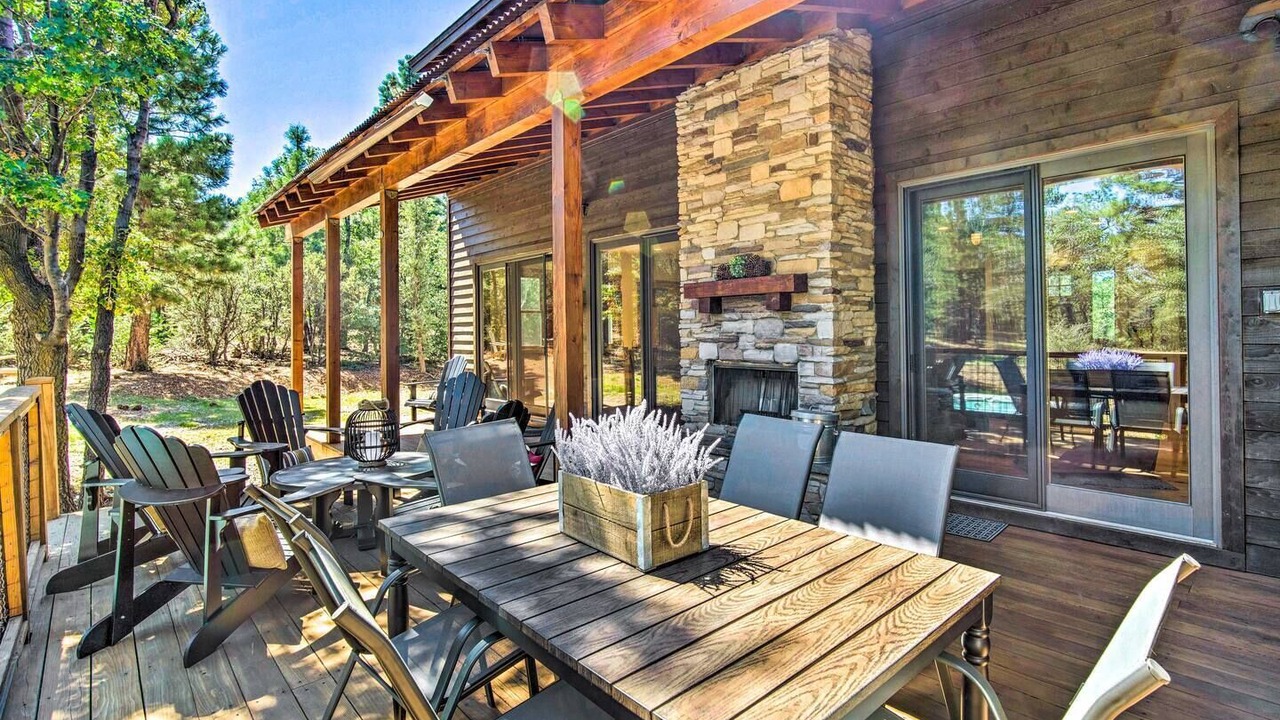 Photo of Patio Balcony in Upper Moonridge