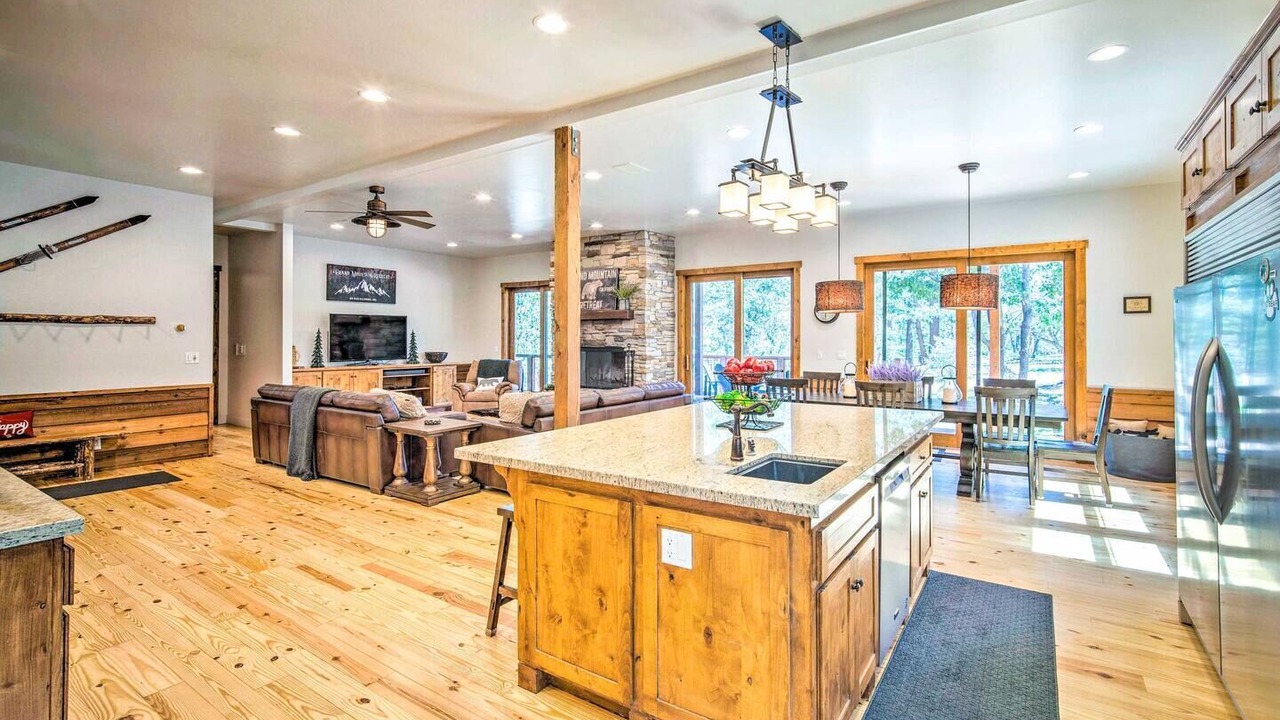 Photo of Kitchen in Upper Moonridge