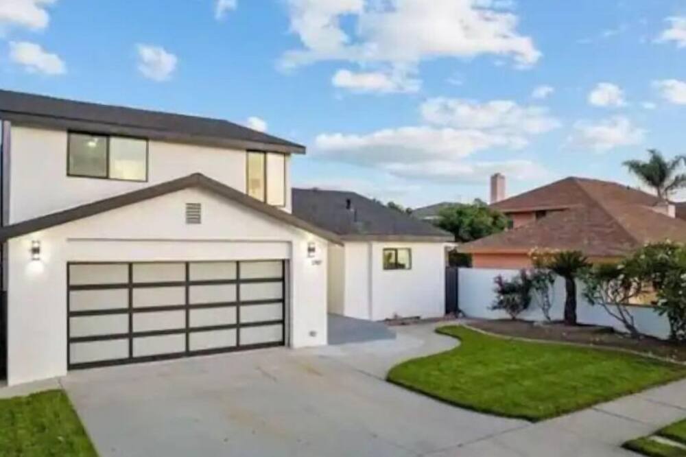 Photo of Others in Downey