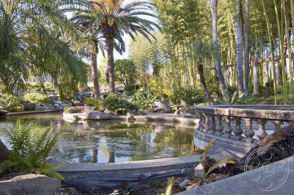 Photo of Outdoor in Pasadena