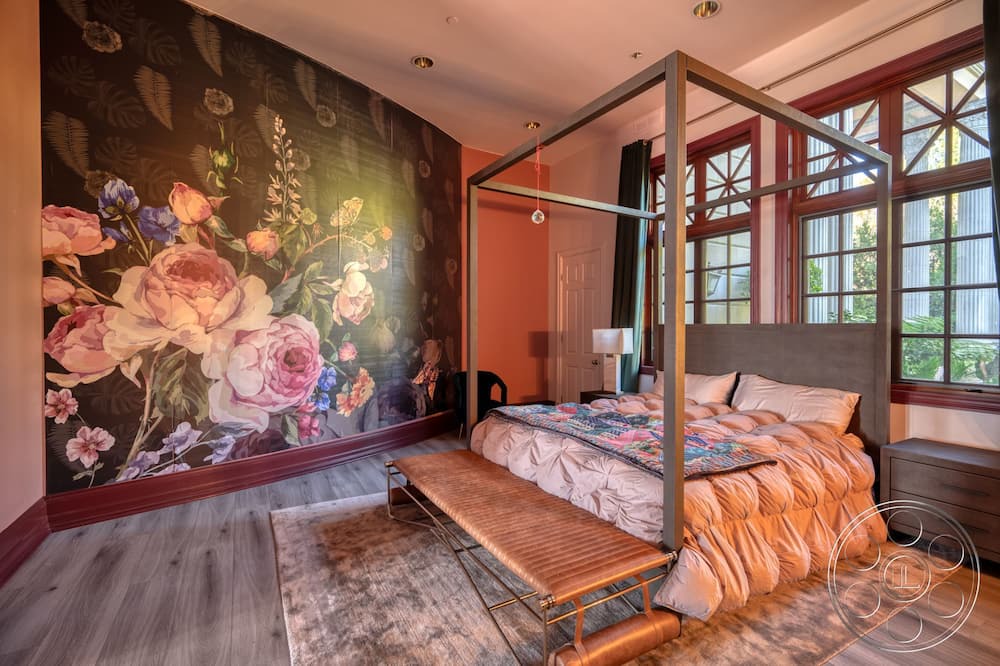 Photo of Bedroom in Pasadena