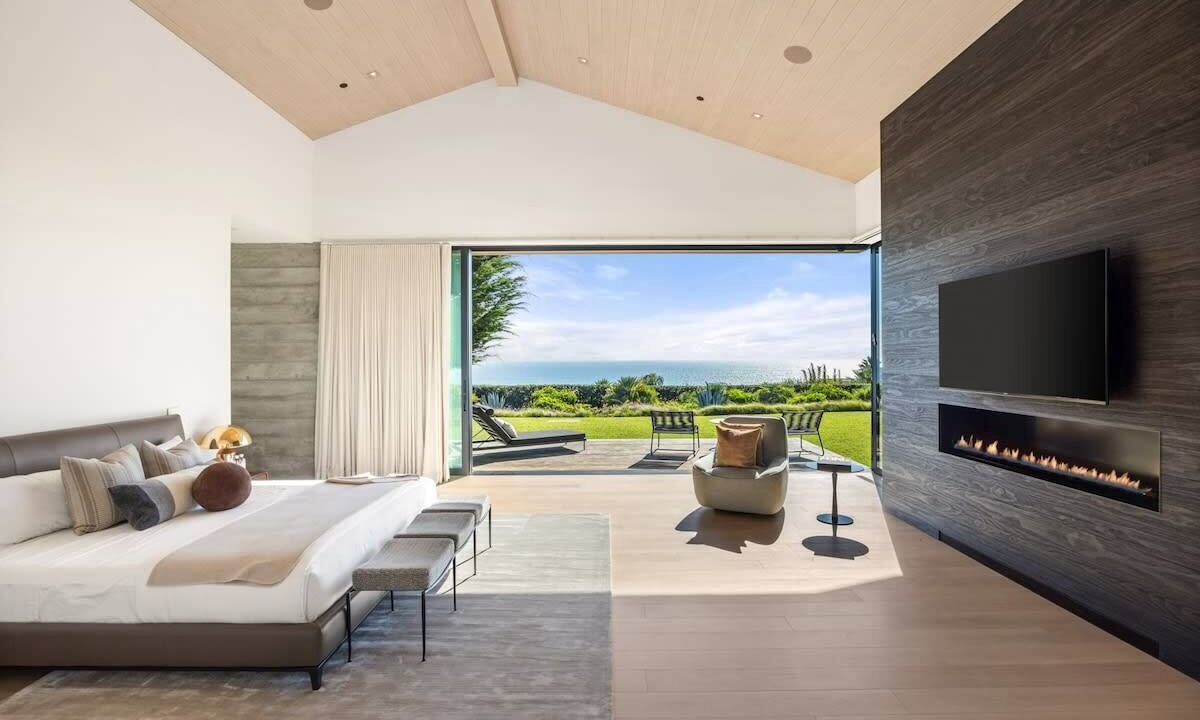 Photo of Others in Malibu