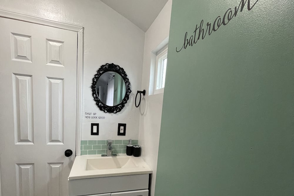 Photo of Bathroom in Mira Loma