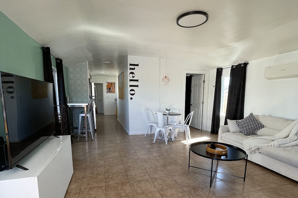 Photo of Livingroom in Mira Loma