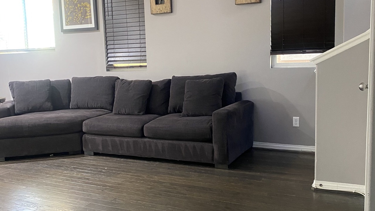 Photo of Livingroom in West Athens