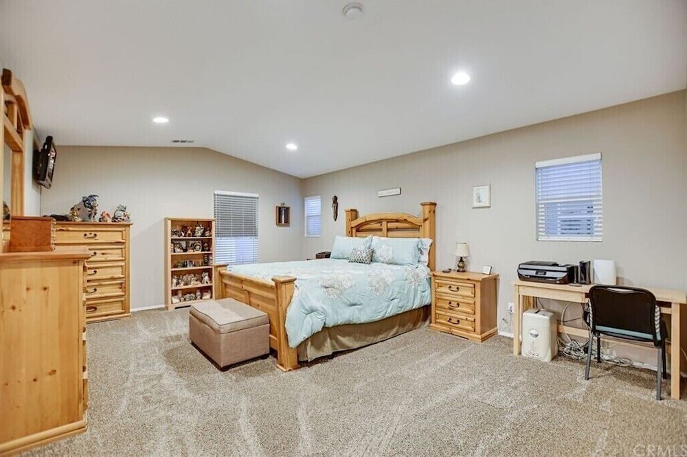 Photo of Bedroom in Jurupa Valley