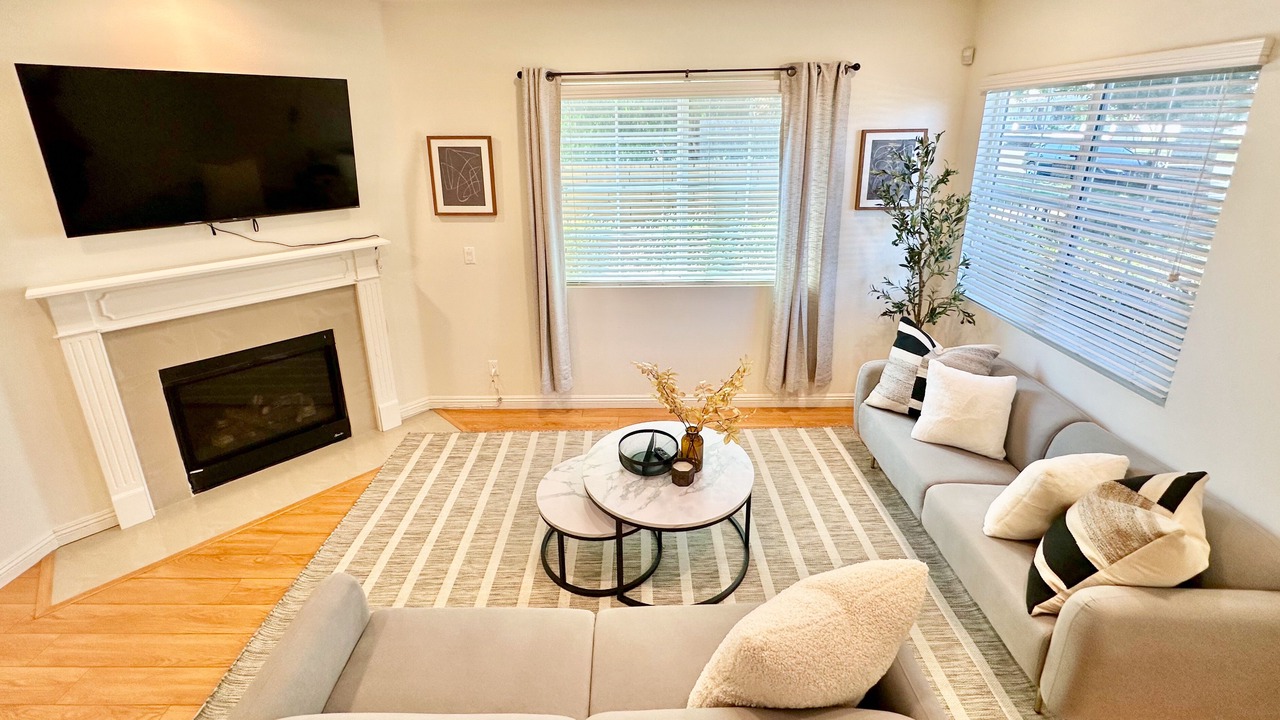 Photo of Livingroom in Ontario