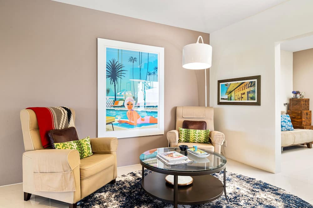 Photo of Livingroom in Palm Springs