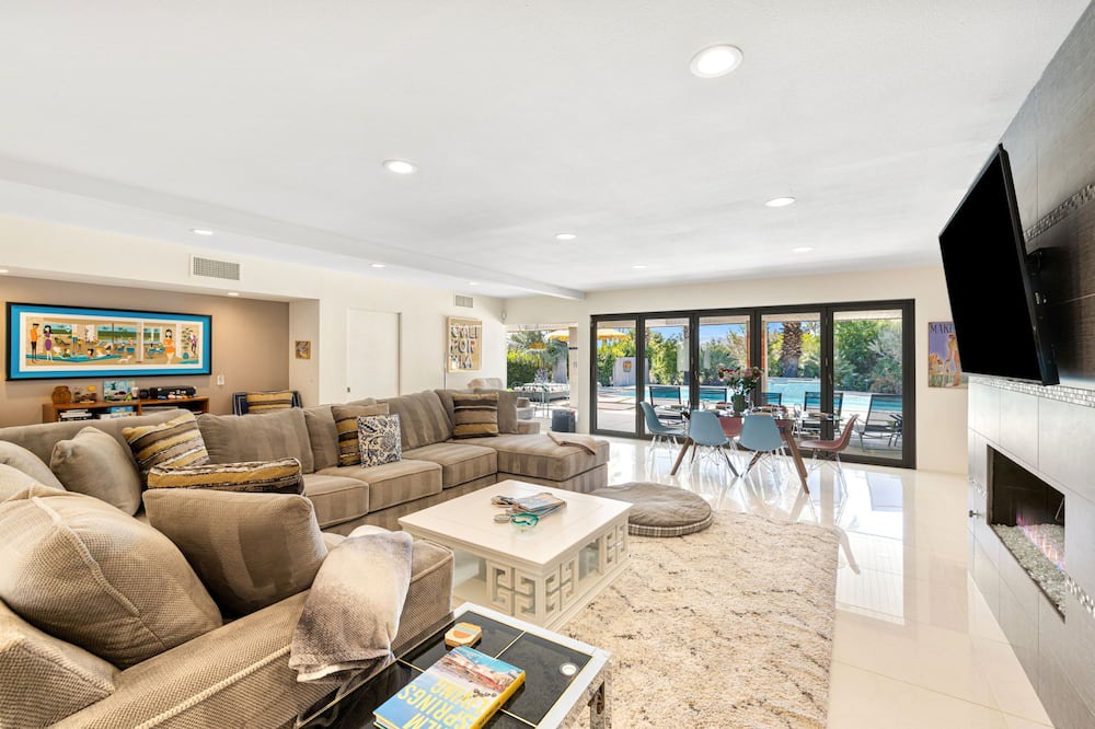 Photo of Livingroom in Palm Springs