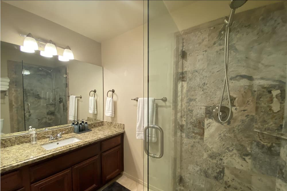 Photo of Bathroom in Fountain Valley