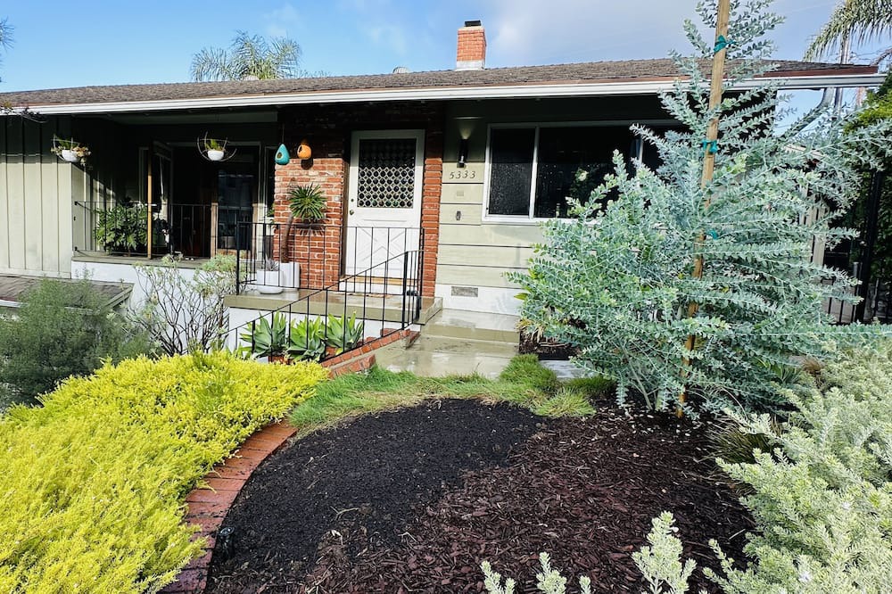 Photo of Outdoor in Eagle Rock