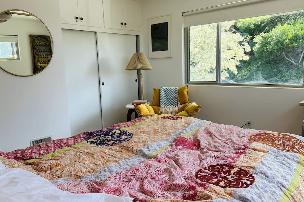 Photo of Bedroom in Eagle Rock
