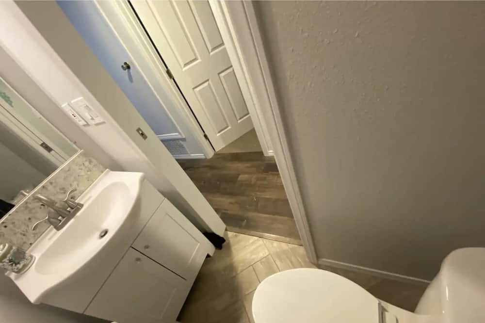 Photo of Bathroom in Simi Valley