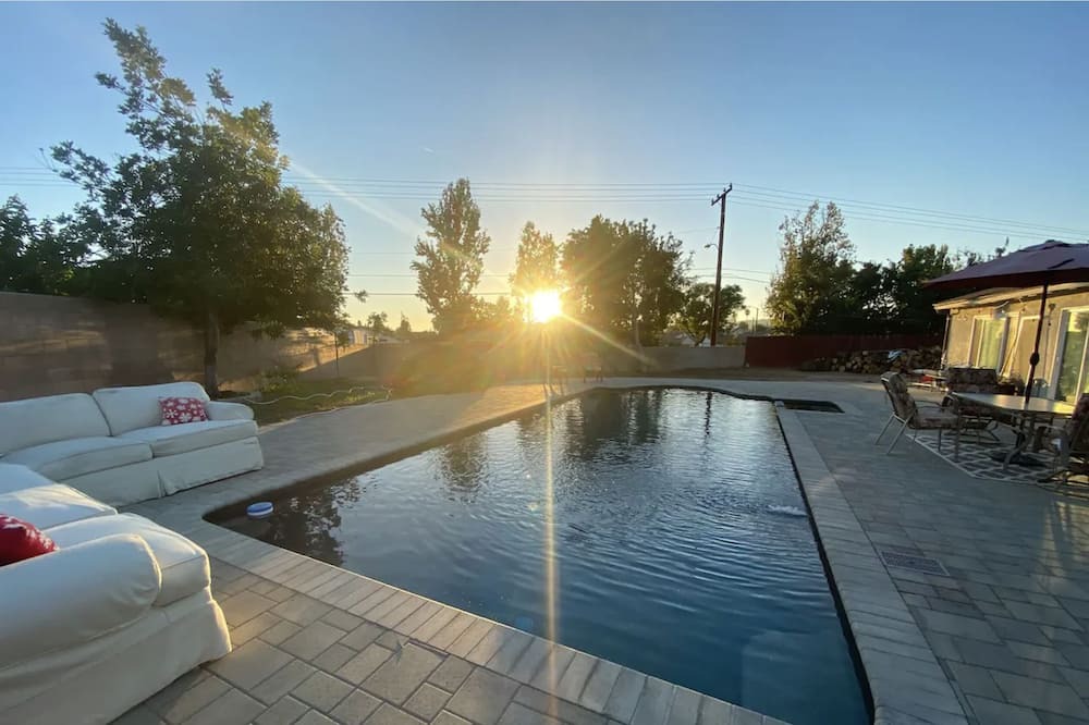 Photo of Outdoor in Simi Valley