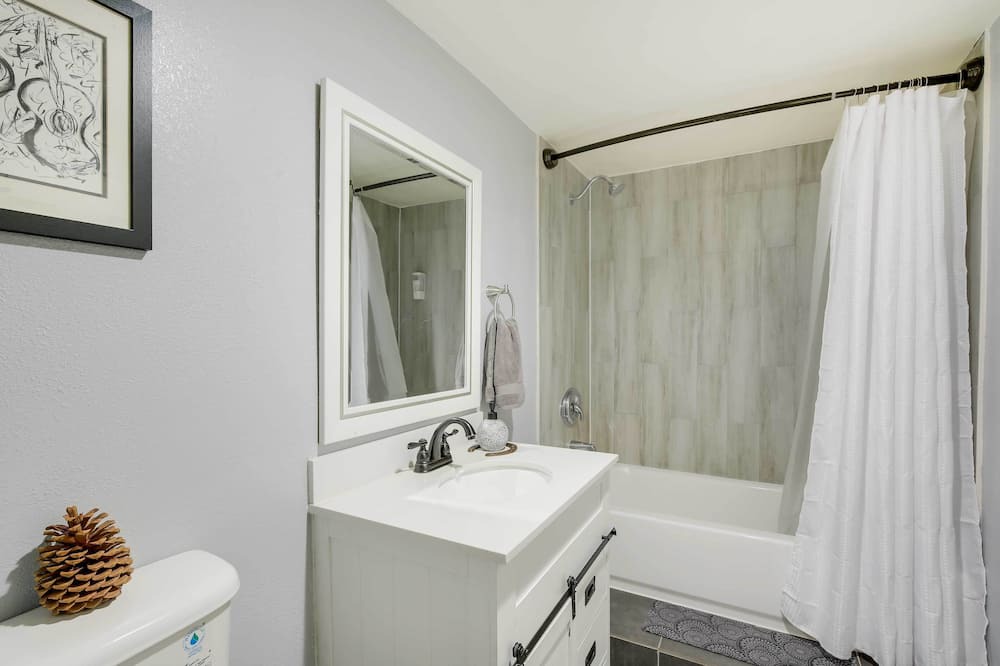 Photo of Bathroom in Crestline