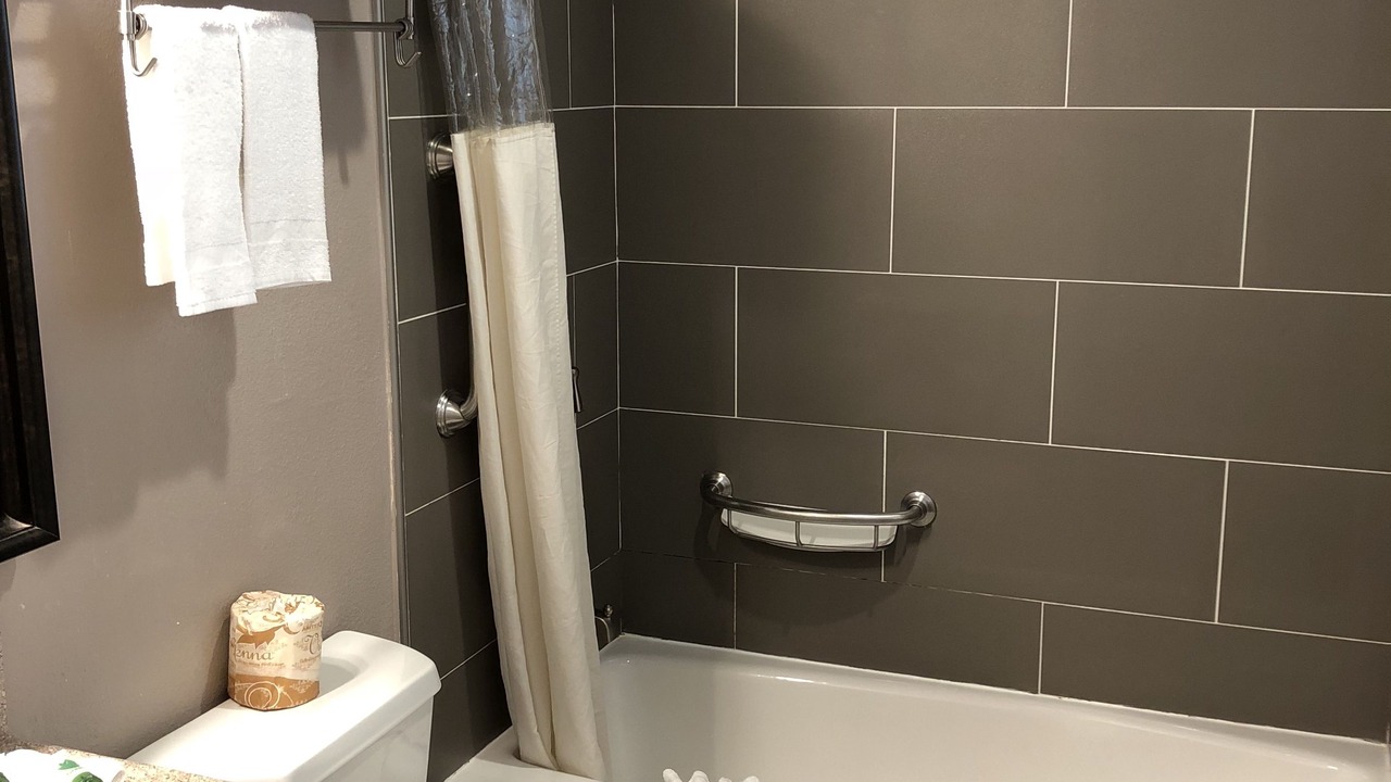 Photo of Bedroom in Anaheim Resort