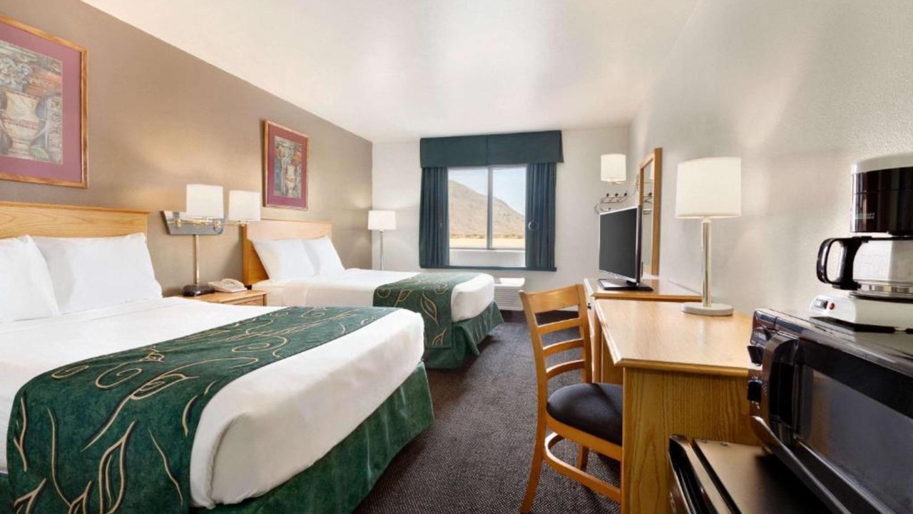 Photo of Bedroom in Daggett