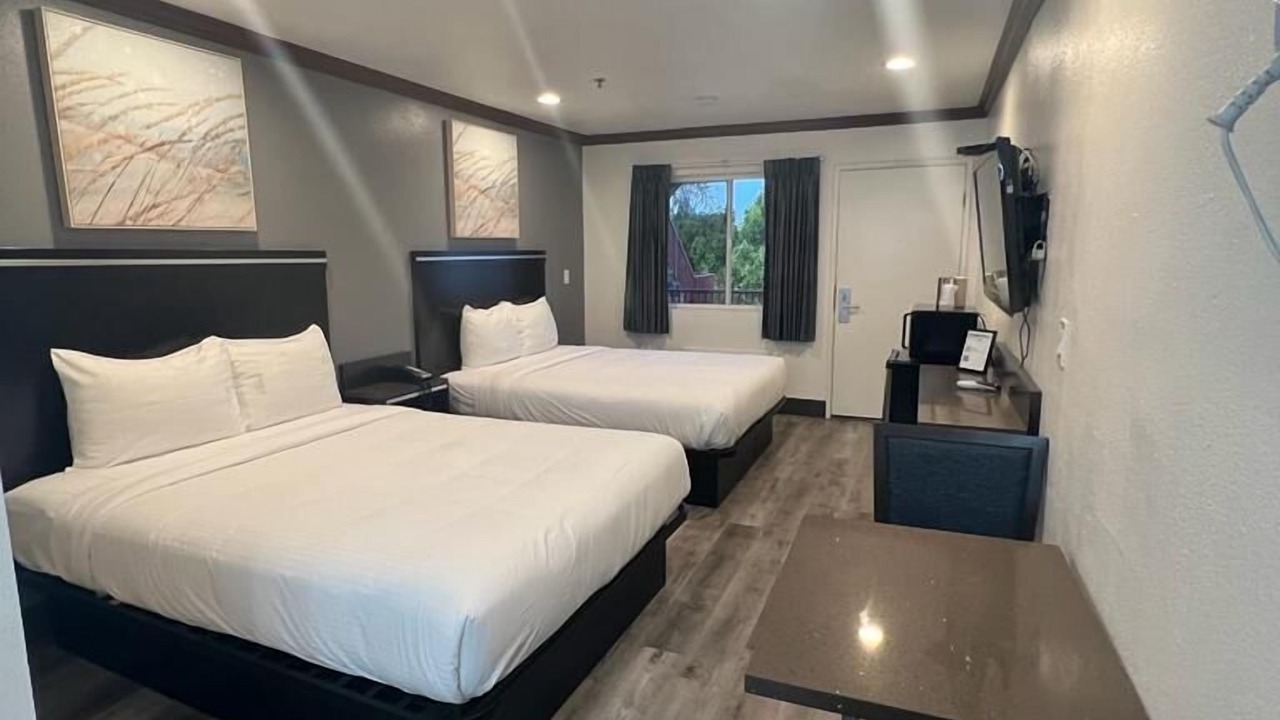 Photo of Bedroom in Huntington Beach
