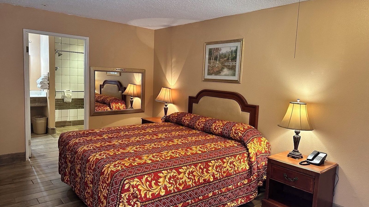 Photo of Bedroom in Patton