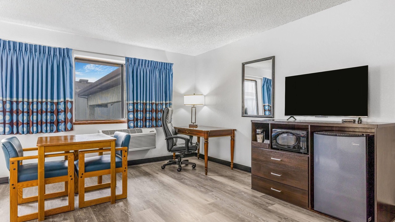 Photo of Bedroom in Pacific