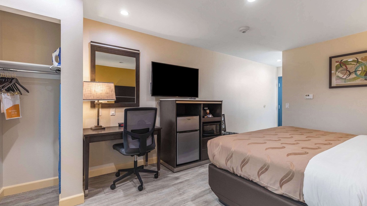 Photo of Bedroom in Banning