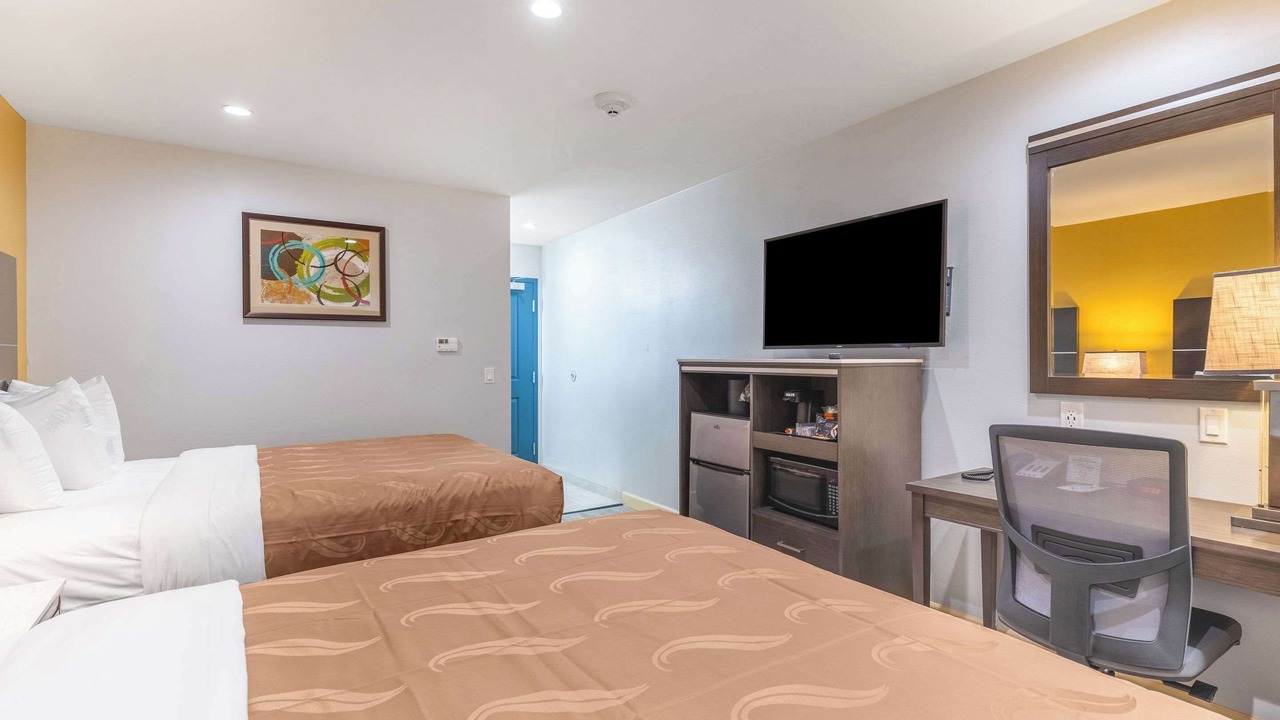 Photo of Bedroom in Banning
