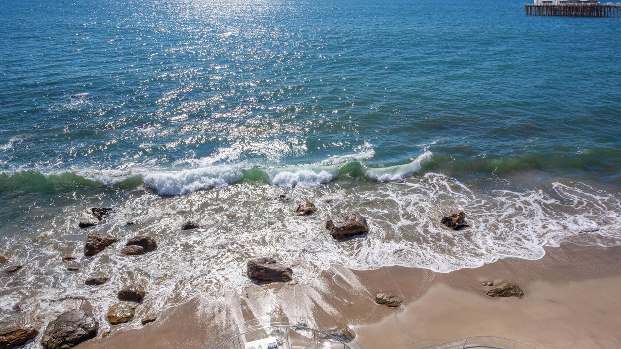 Photo of Others in Eastern Malibu