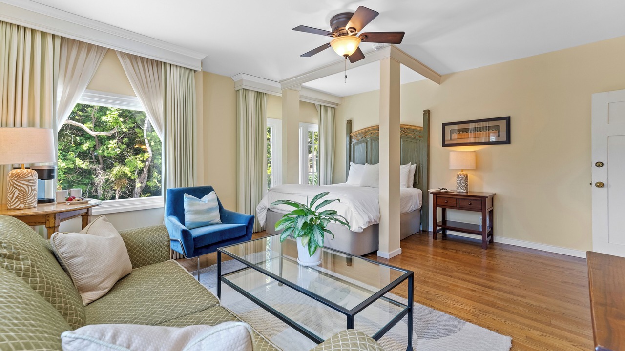 Photo of Bedroom in Santa Monica Canyon