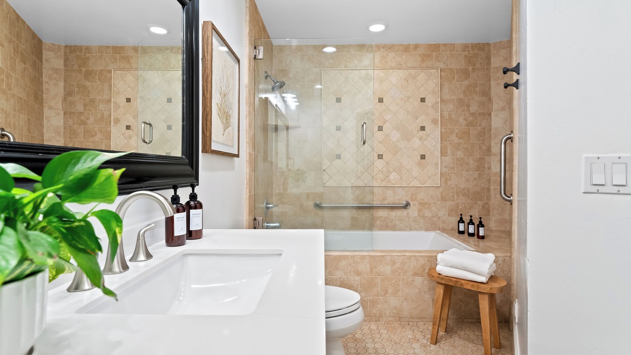 Photo of Bathroom in Santa Monica Canyon