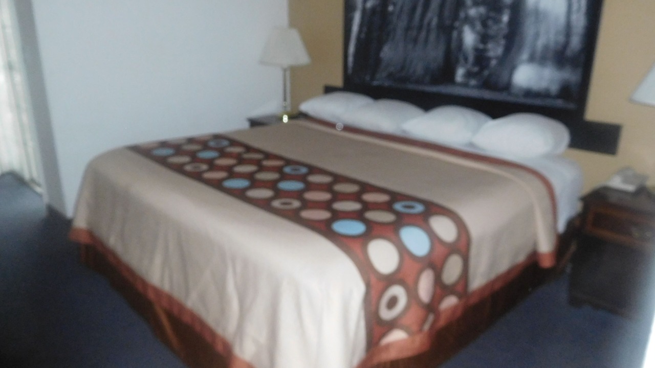 Photo of Bedroom in Oroville