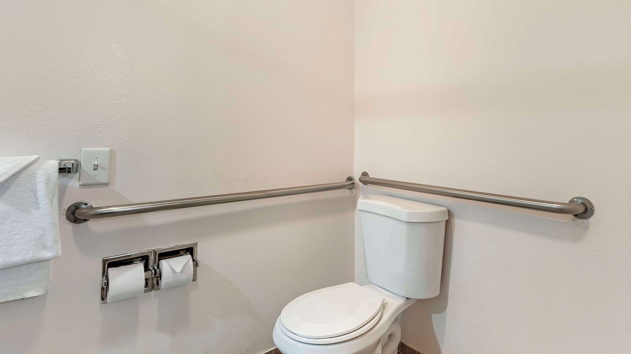 Photo of Bathroom in Salinas