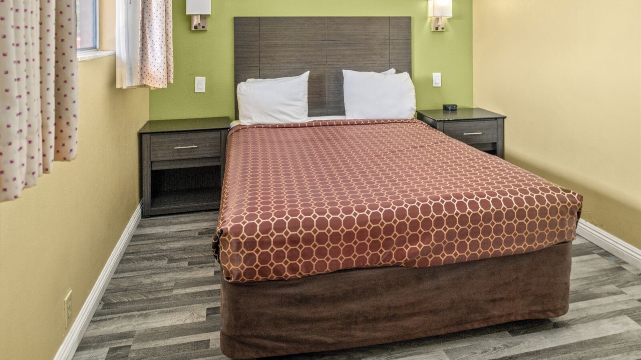 Photo of Bedroom in Mesa Verde