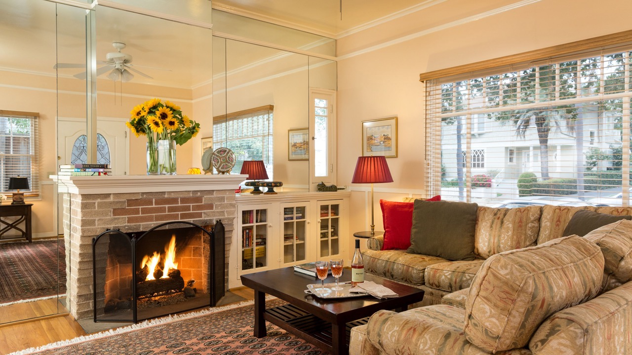 Photo of Livingroom in Oak Park