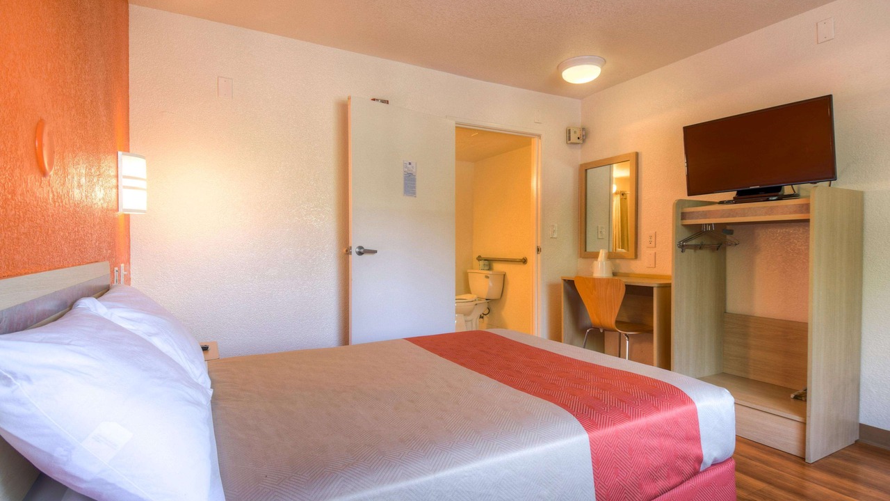 Photo of Bedroom in San Ysidro