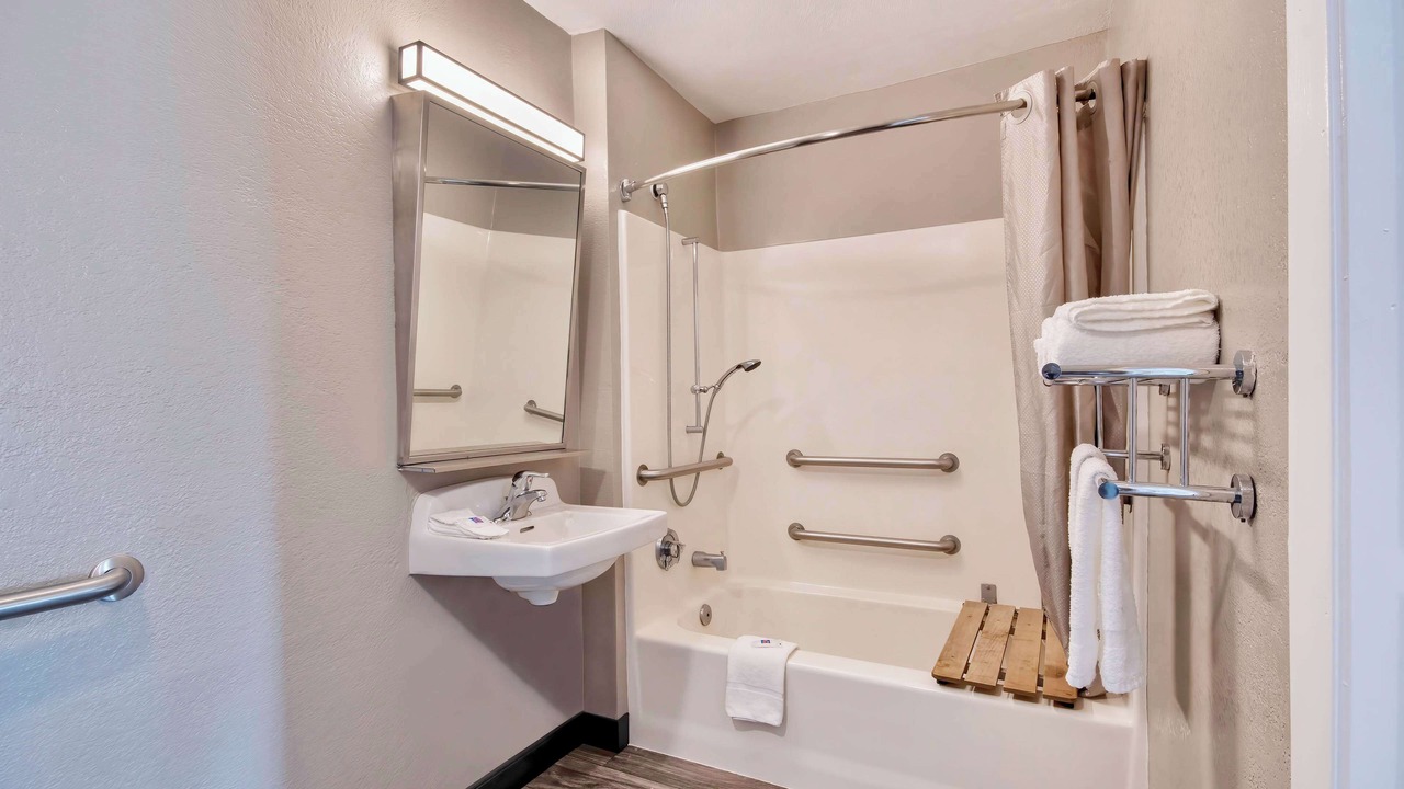 Photo of Bathroom in Marina