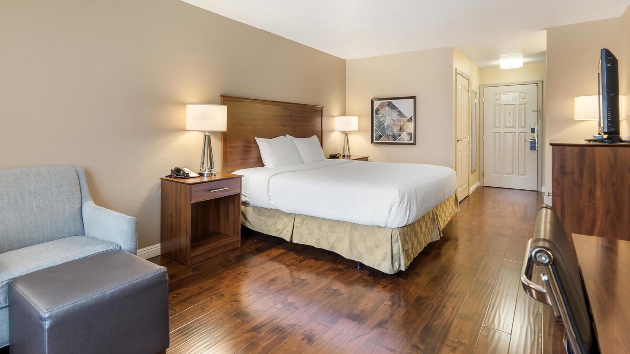 Photo of Bedroom in Palmdale