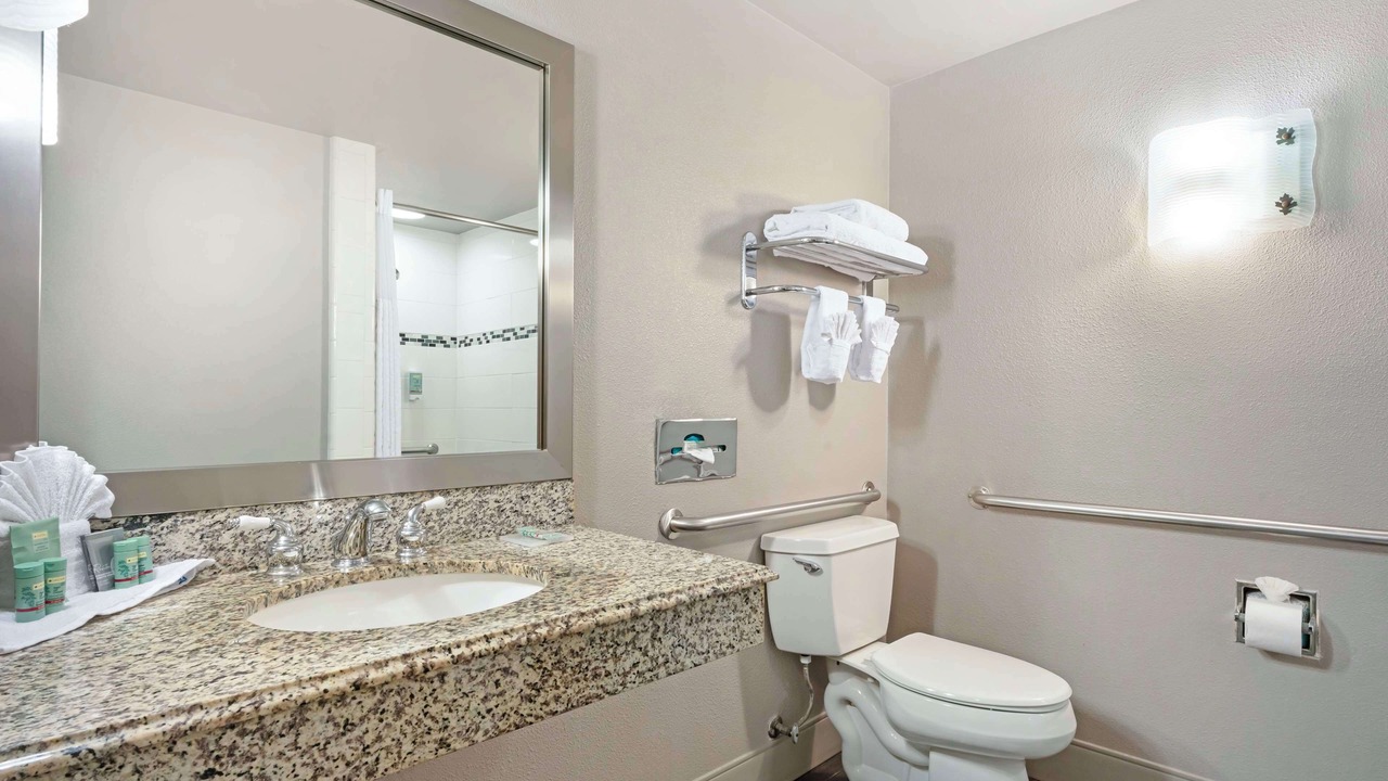 Photo of Bathroom in Altaville
