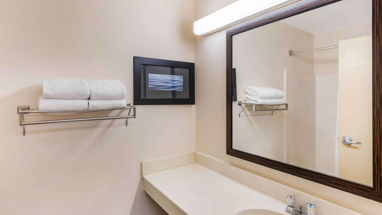 Photo of Bathroom in Guasti