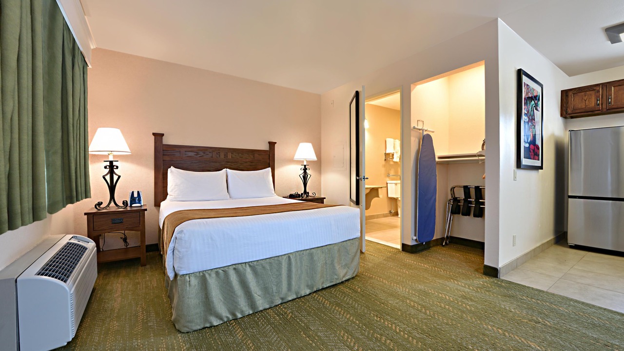 Photo of Bedroom in Rolando Village